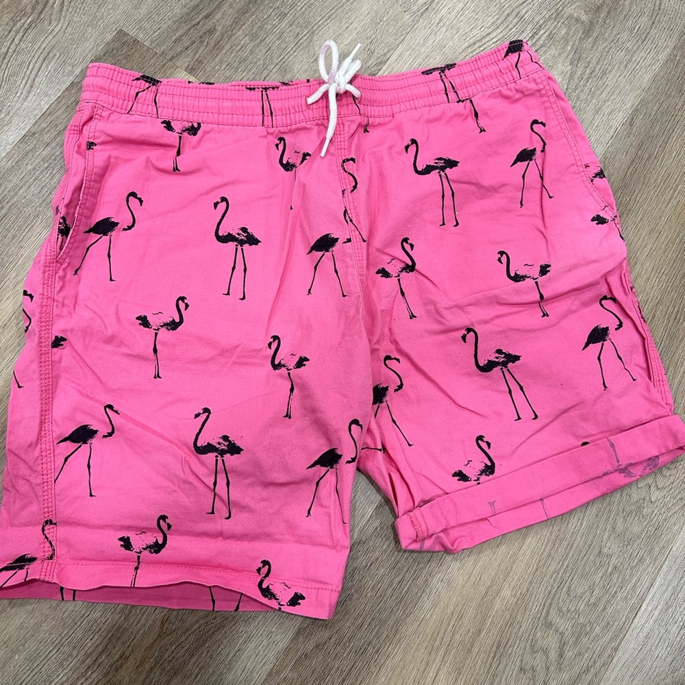 Men’s H&M flamingo shorts